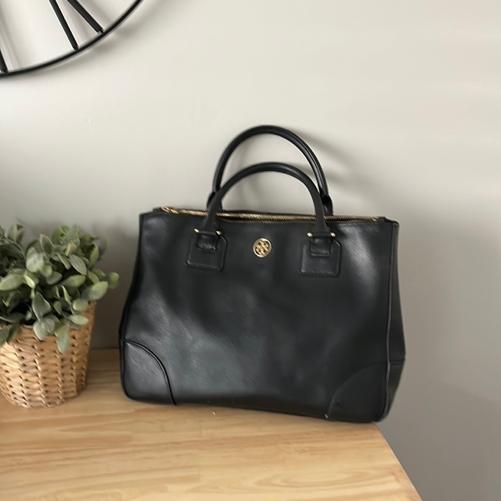 Elegant Black Leather Tote Bag